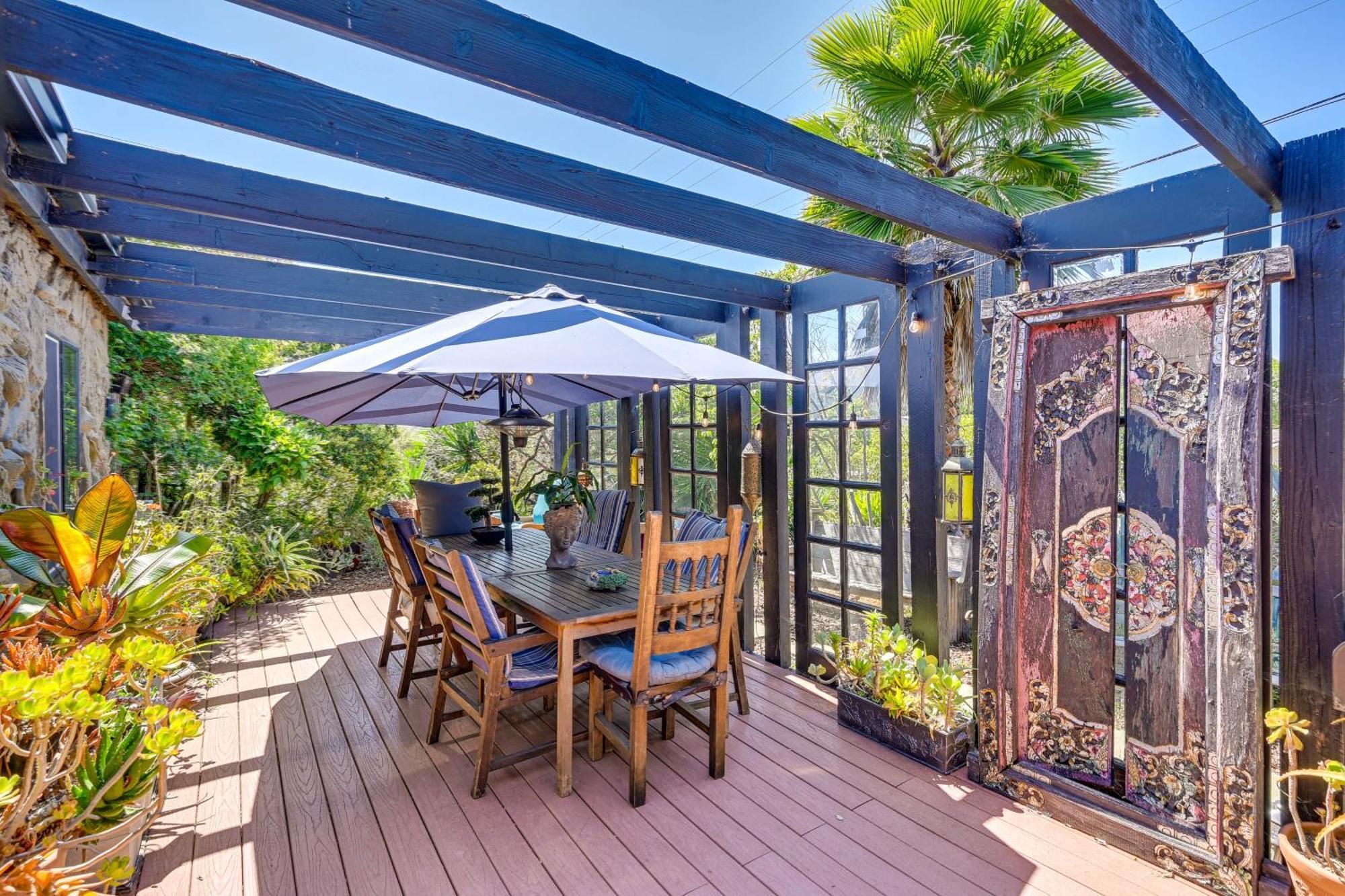 Bohemian Wonderland Benicia Bungalow With Pergola! Exterior photo