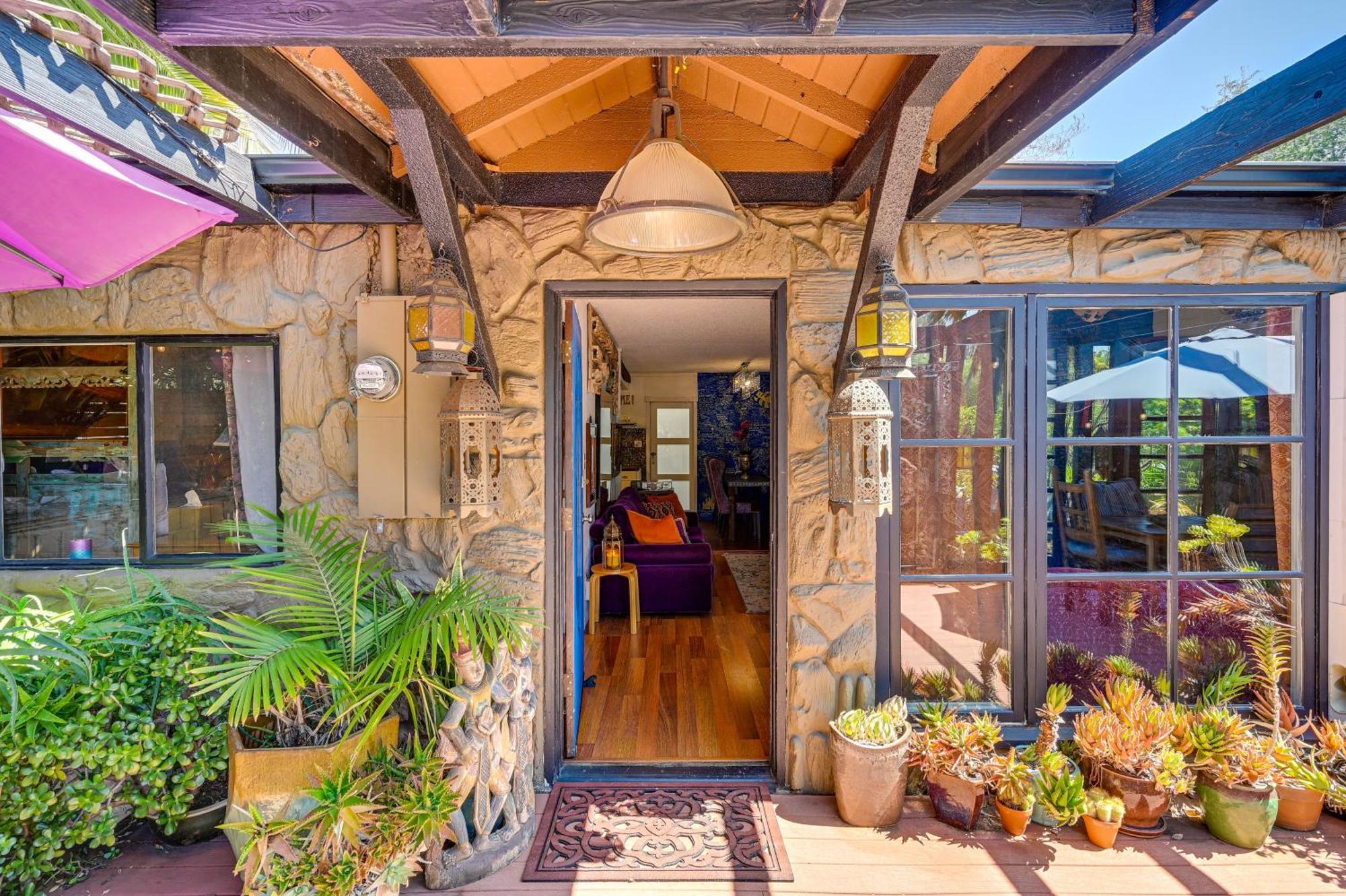 Bohemian Wonderland Benicia Bungalow With Pergola! Exterior photo